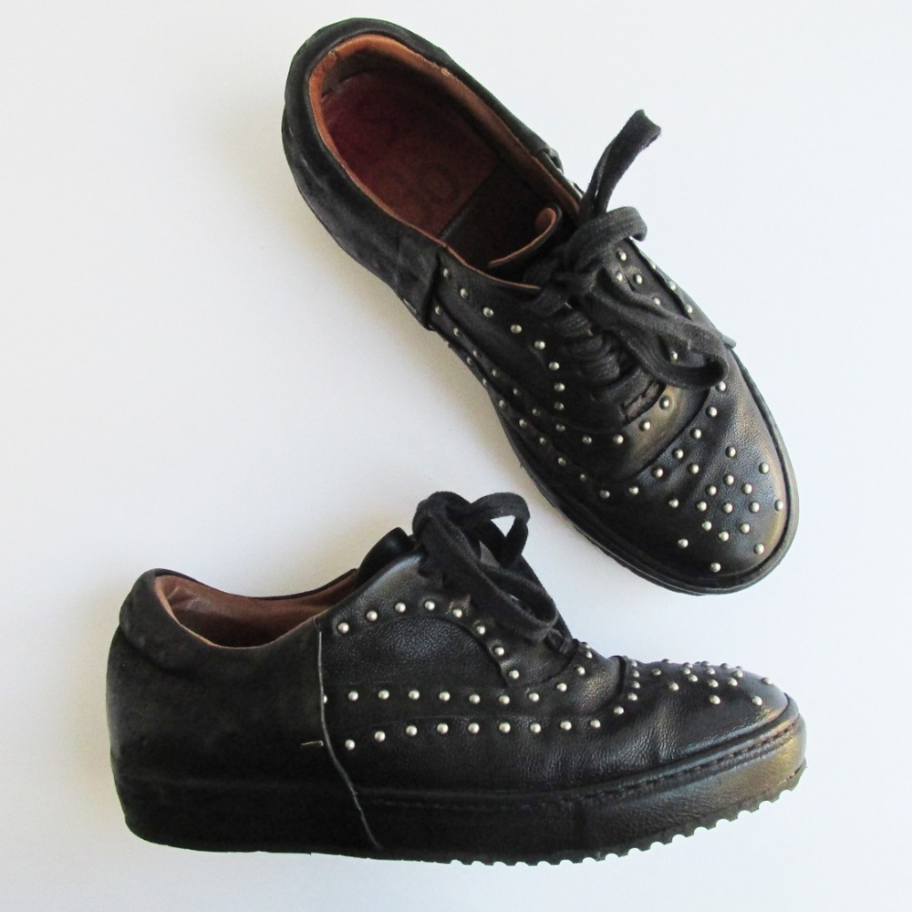 A.S. 98 | Long Drive Black Leather Studded Sneaker